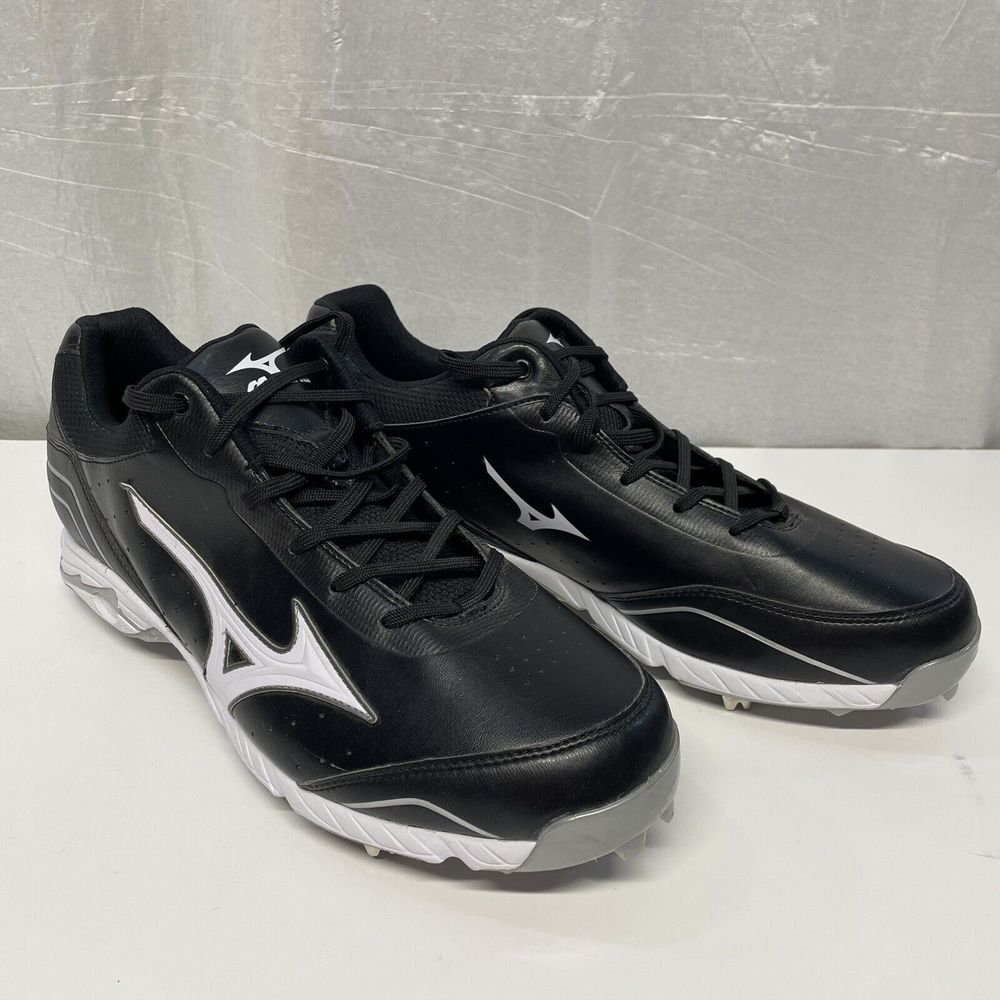 Mizuno Metal Baseball Softball Cleats Low Top Molded Black White
